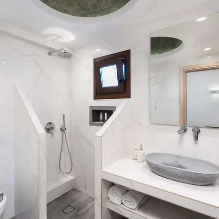 Apartment Pithos Vothon